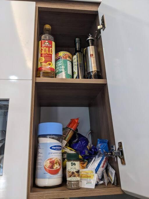Apartment Cozy W/ 2 Private Br & Free Bike Parking Hanoi